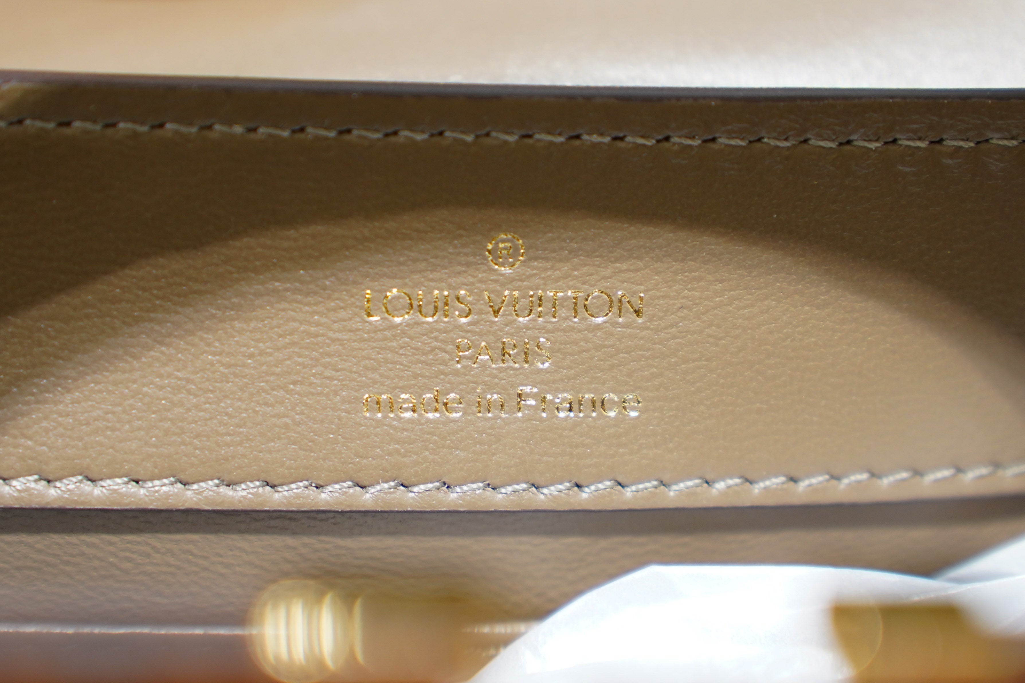 Louis Vuitton | Capucines Medium – Ostrich Leather – Brown – Gold Hardware