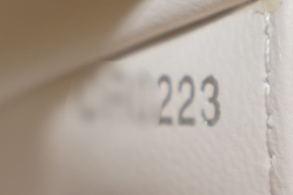 Louis Vuitton | Capucines Medium – Leather – Cream – Silver Hardware