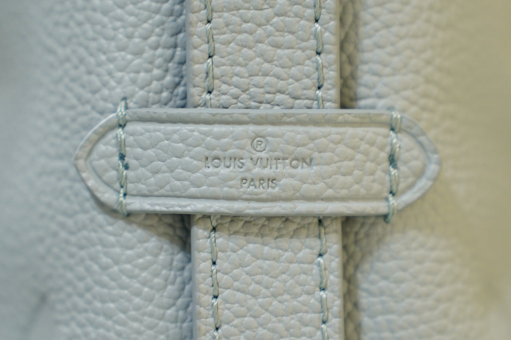 Louis Vuitton | Hobo Bag – Leather – Bleu Ciel – Silver Hardware