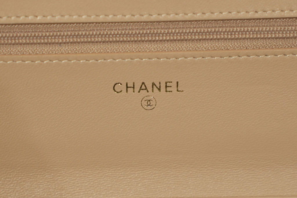 Chanel | Wallet on Chain – Lambskin – Beige – Gold Hardware
