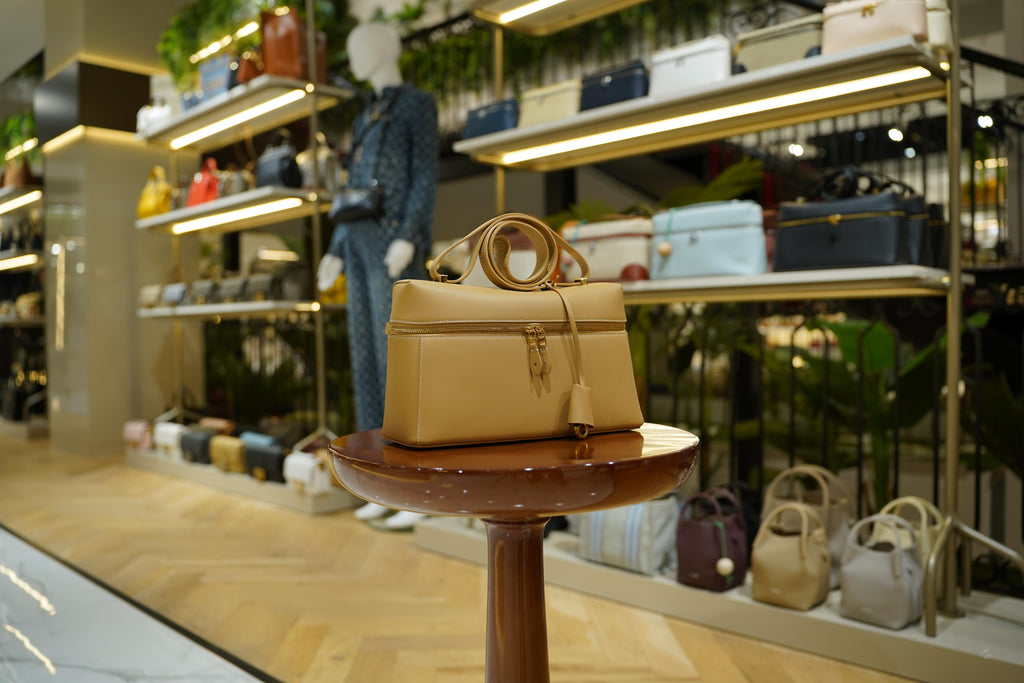 Loro Piana | Extra Bag L27 – Leather – Beige – Gold Hardware