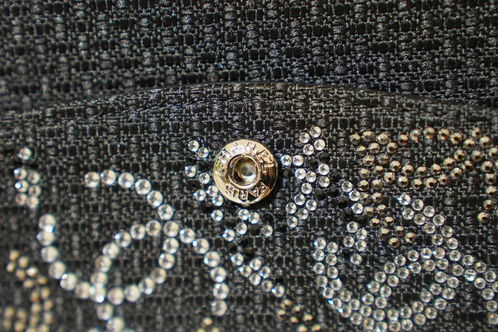 Chanel | Classic Flap Bag – Medium – Fabric – Black – Silver Hardware