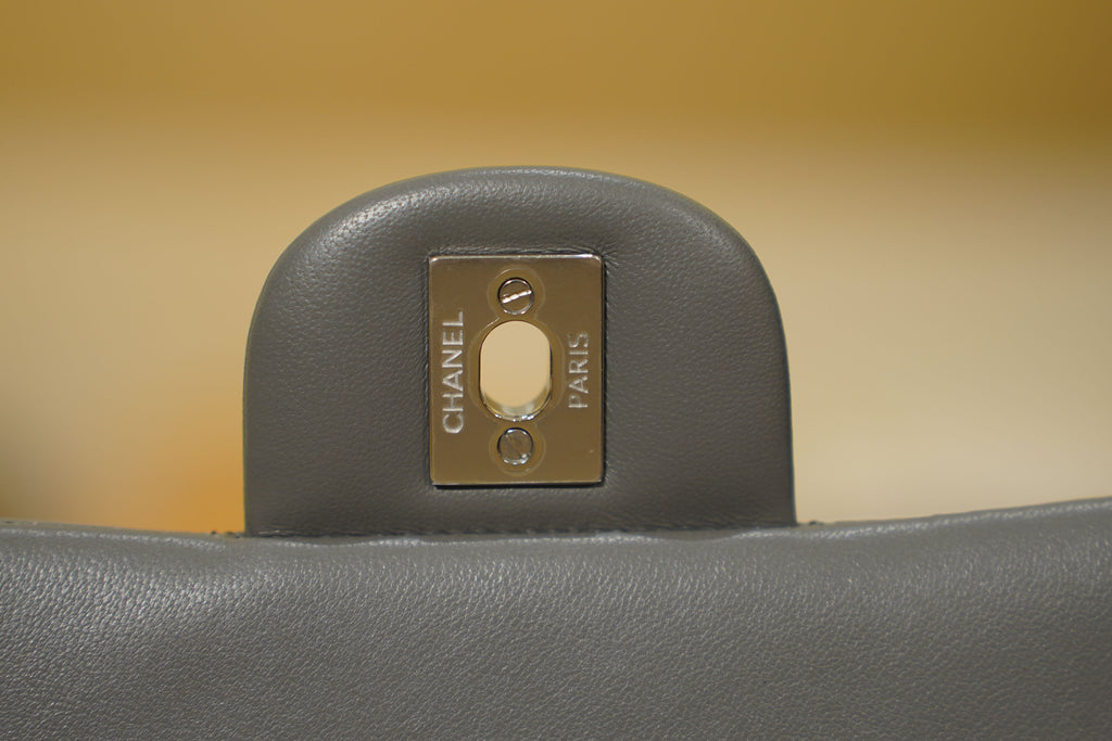 Chanel | Square Mini Flap Bag – Lambskin – Grey – Silver Hardware