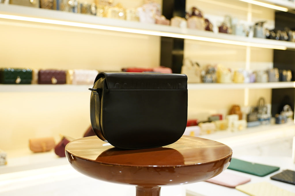 Dior | Bobby – Leather – Black – Gold Hardware