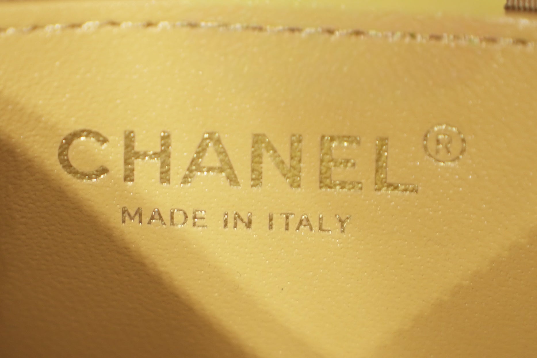 Chanel | Hobo Bag – Lambskin – Beige – Gold Hardware