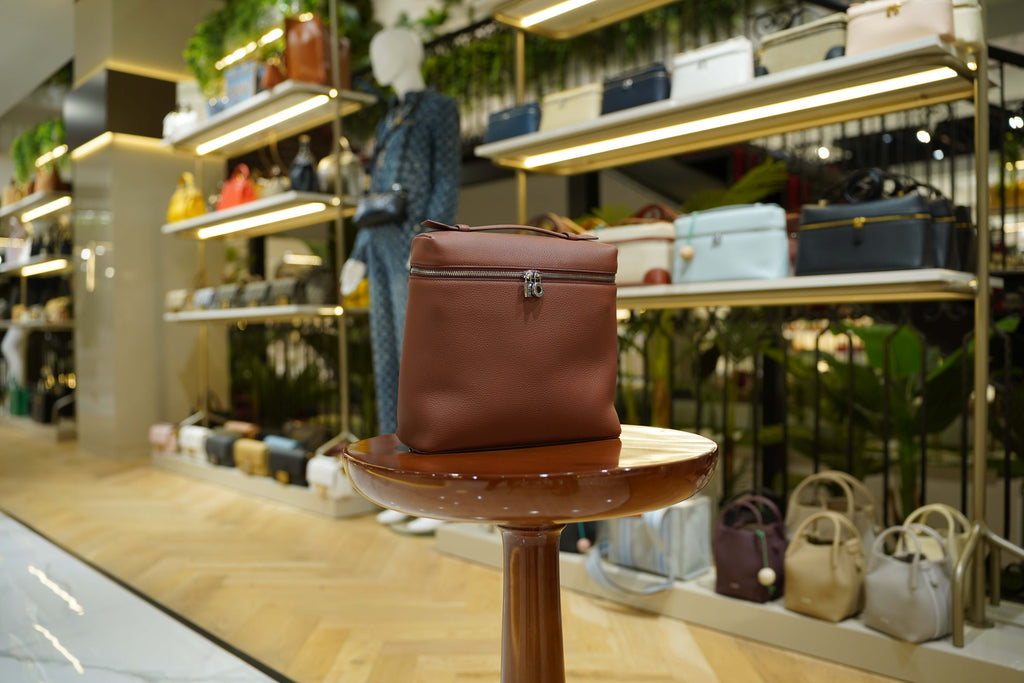 Loro Piana | Extra-Pocket-Backpack-L23.5 – Leather – Brown – Silver Hardware