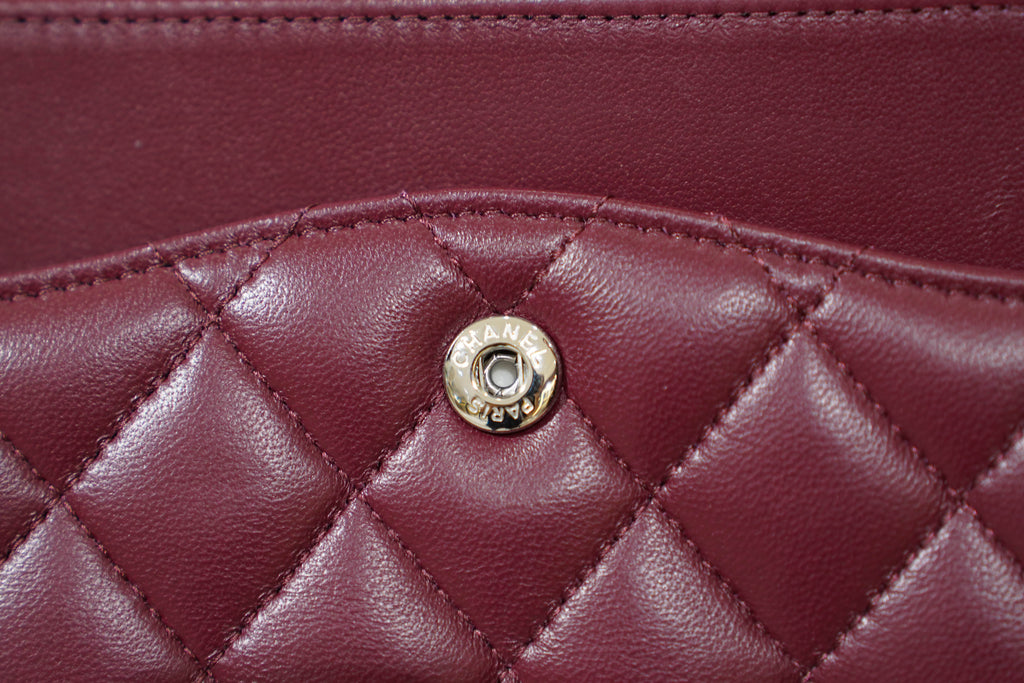 Chanel | Classic Flap Bag – Medium – Lambskin – Burgundy – Silver Hardware