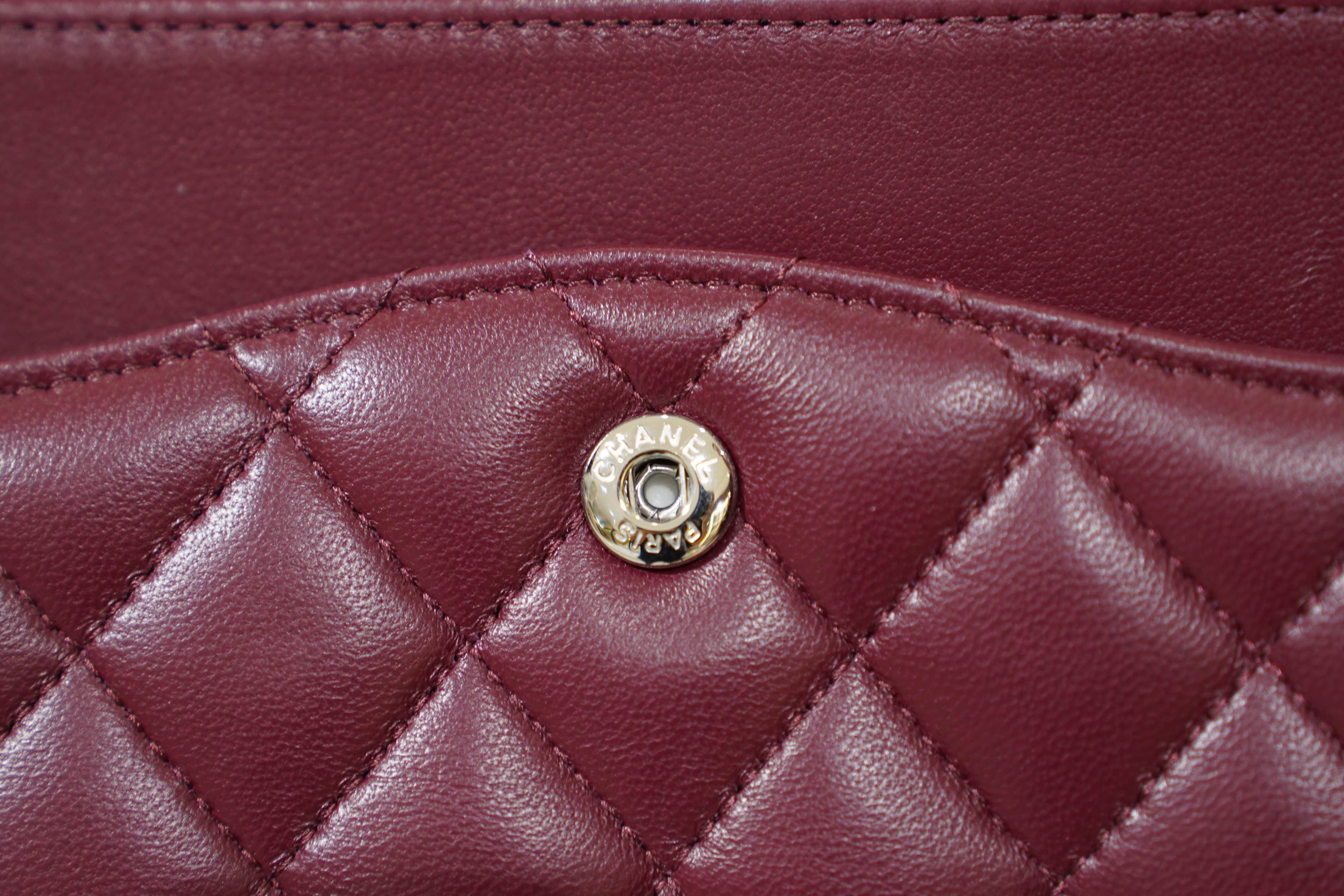 Chanel | Classic Flap Bag – Medium – Lambskin – Burgundy – Silver Hardware