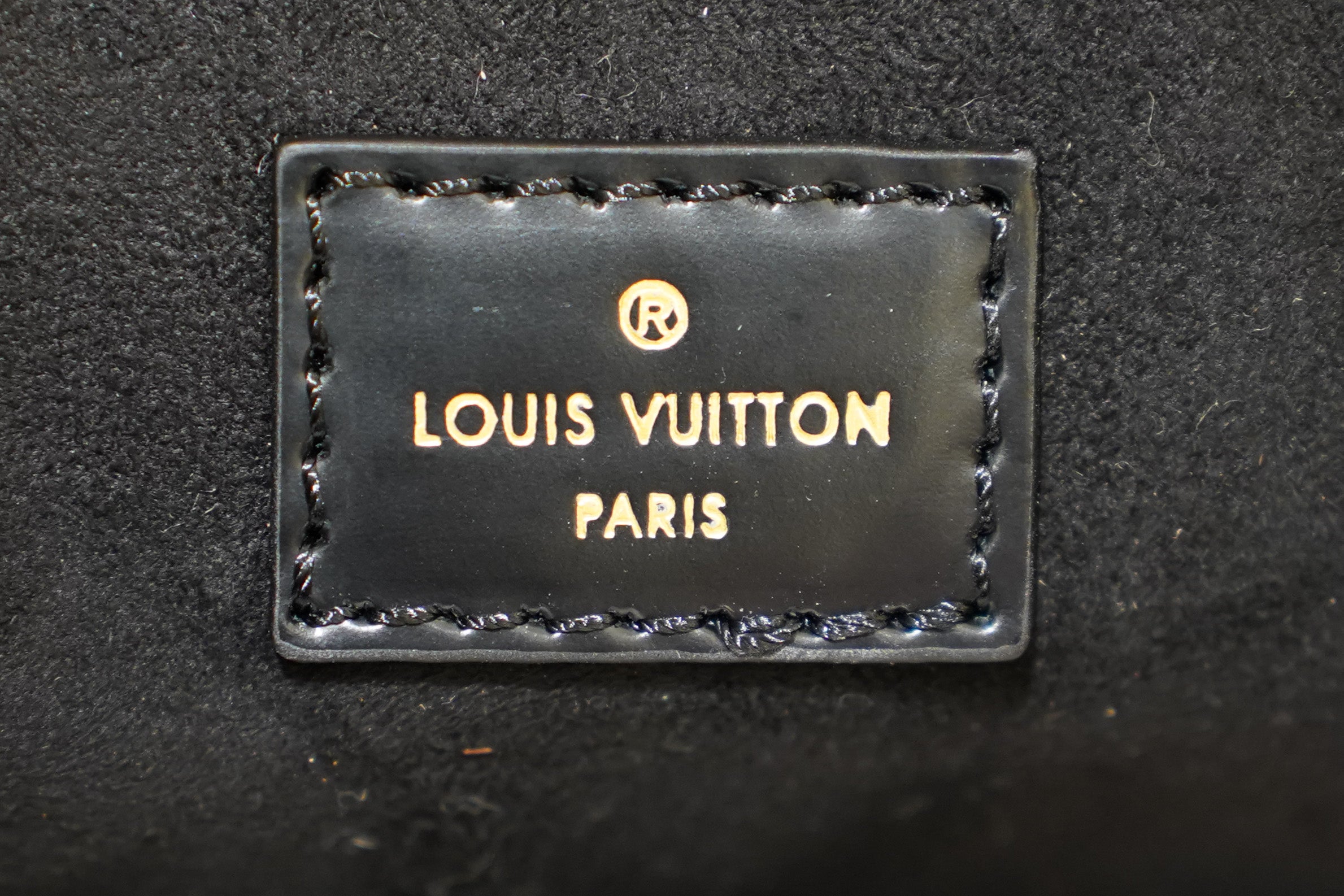 Louis Vuitton | Twist – Canvas – Brown – Gold Hardware