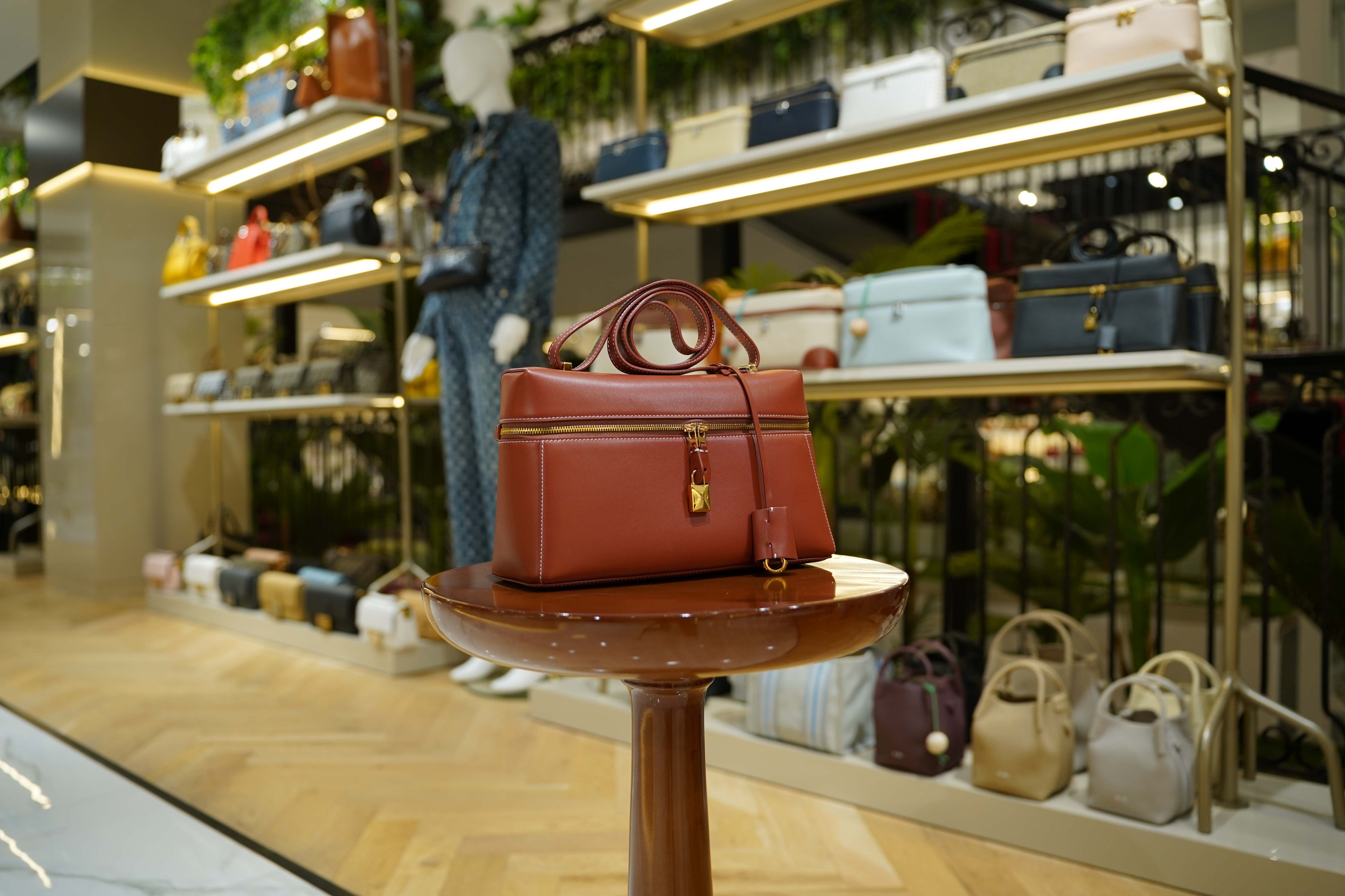 Loro Piana | Extra Bag L27 – Leather – Red – Gold Hardware