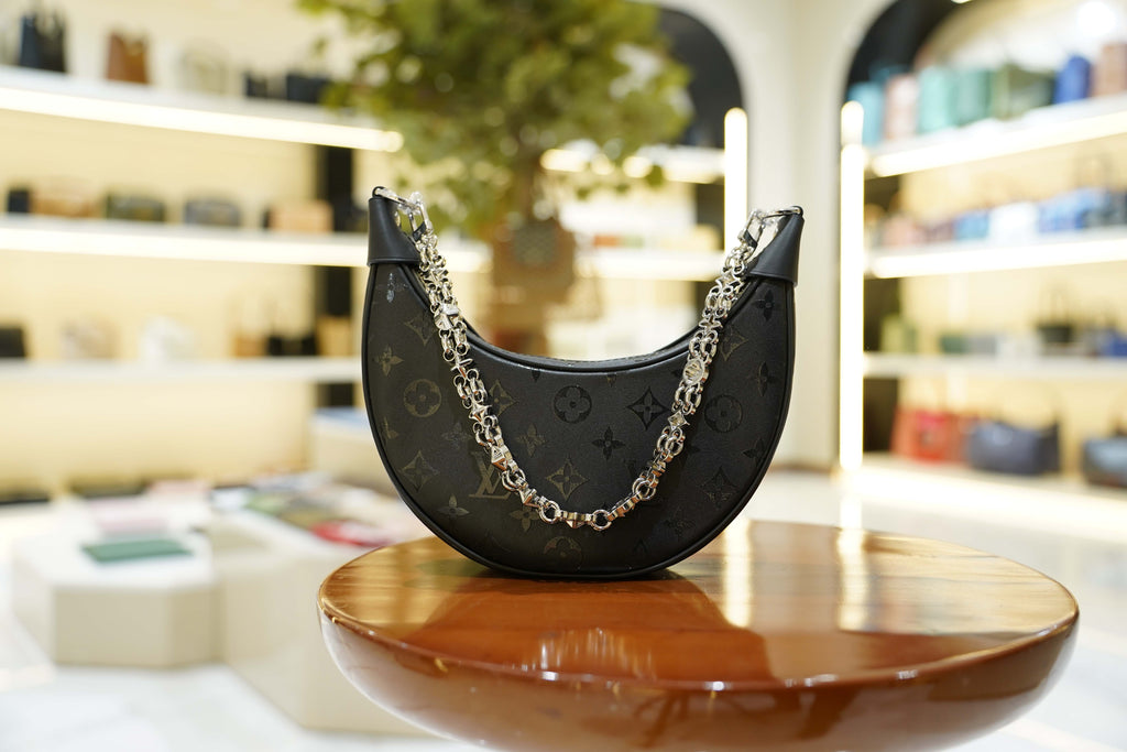 Louis Vuitton | Hobo Bag – Canvas – Black – Silver Hardware