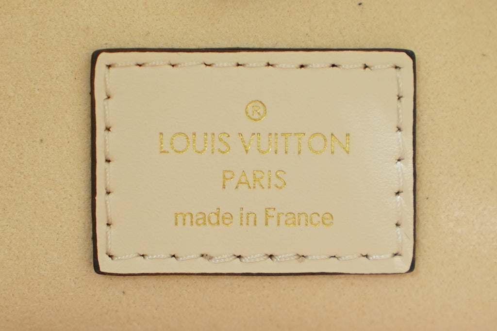 Louis Vuitton | Capucines – Leather – Cream – Gold Hardware