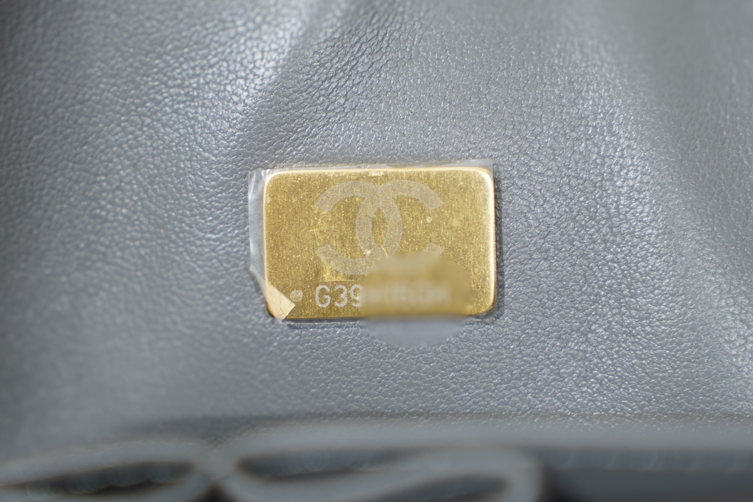 Chanel | Classic Flap Bag – Medium – Lambskin – Grey – Gold Hardware