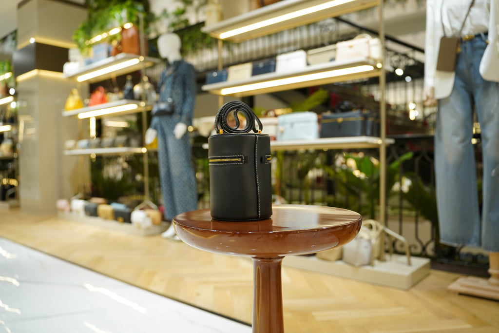 Loro Piana | Extra-Case – Leather – Black – Gold Hardware