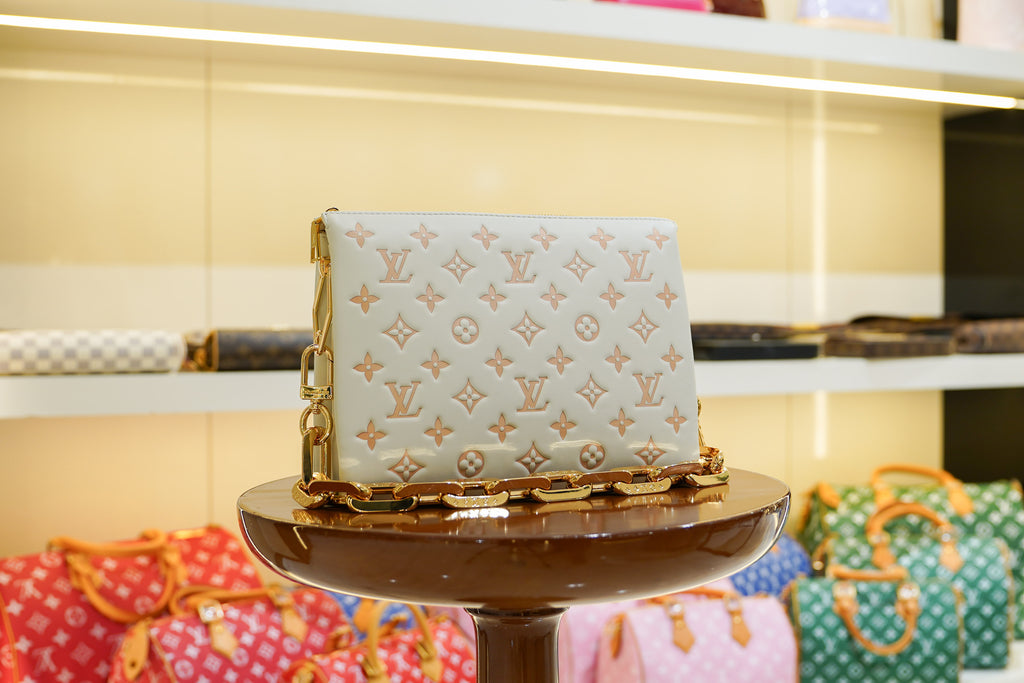 Louis Vuitton | Twist – Leather – White – Gold Hardware