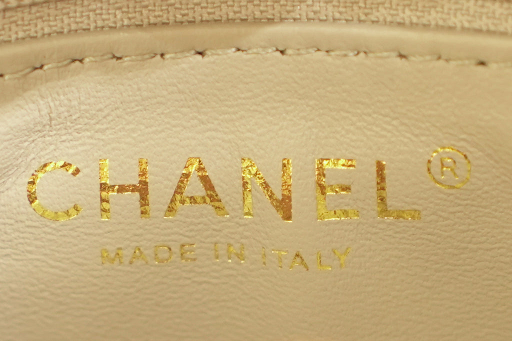 Chanel | Coco Mini – Lambskin – Grey – Gold Hardware