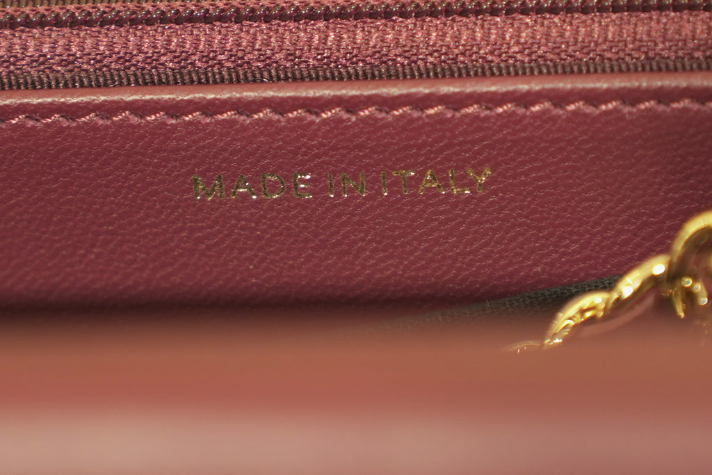 Chanel | Wallet on Chain – Lambskin – Burgundy – Gold Hardware