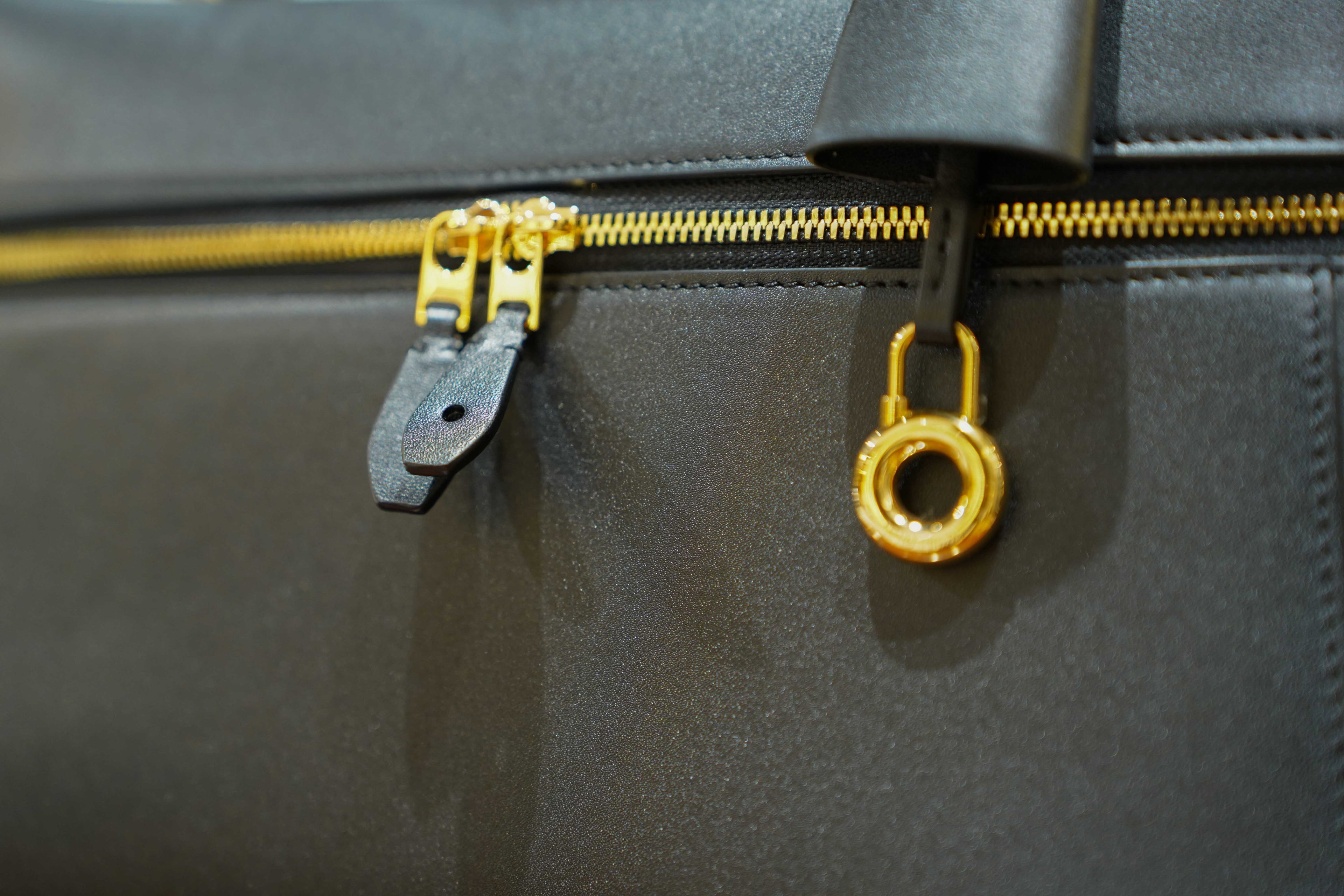 Loro Piana | Extra Bag L27 – Leather – Black – Gold Hardware