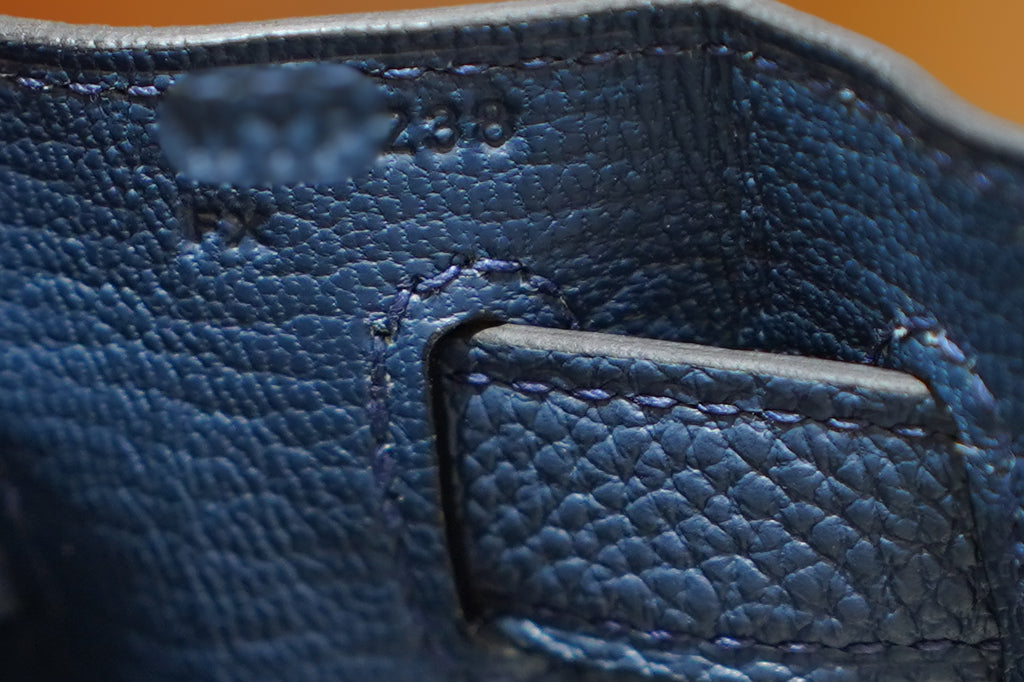 Hermes | Kelly 28 – Togo – Blau – Goldene Hardware