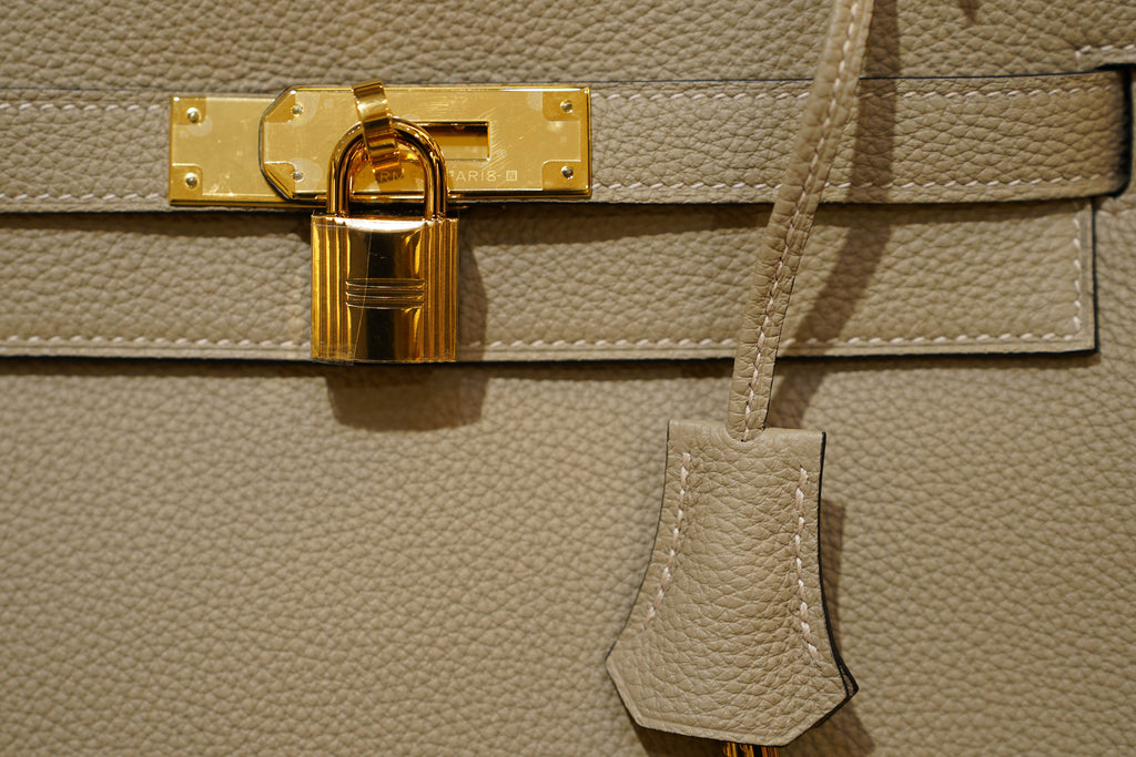 Hermès | Kelly 28 – Togo – Etoupe (Taupe) – Quincaillerie dorée