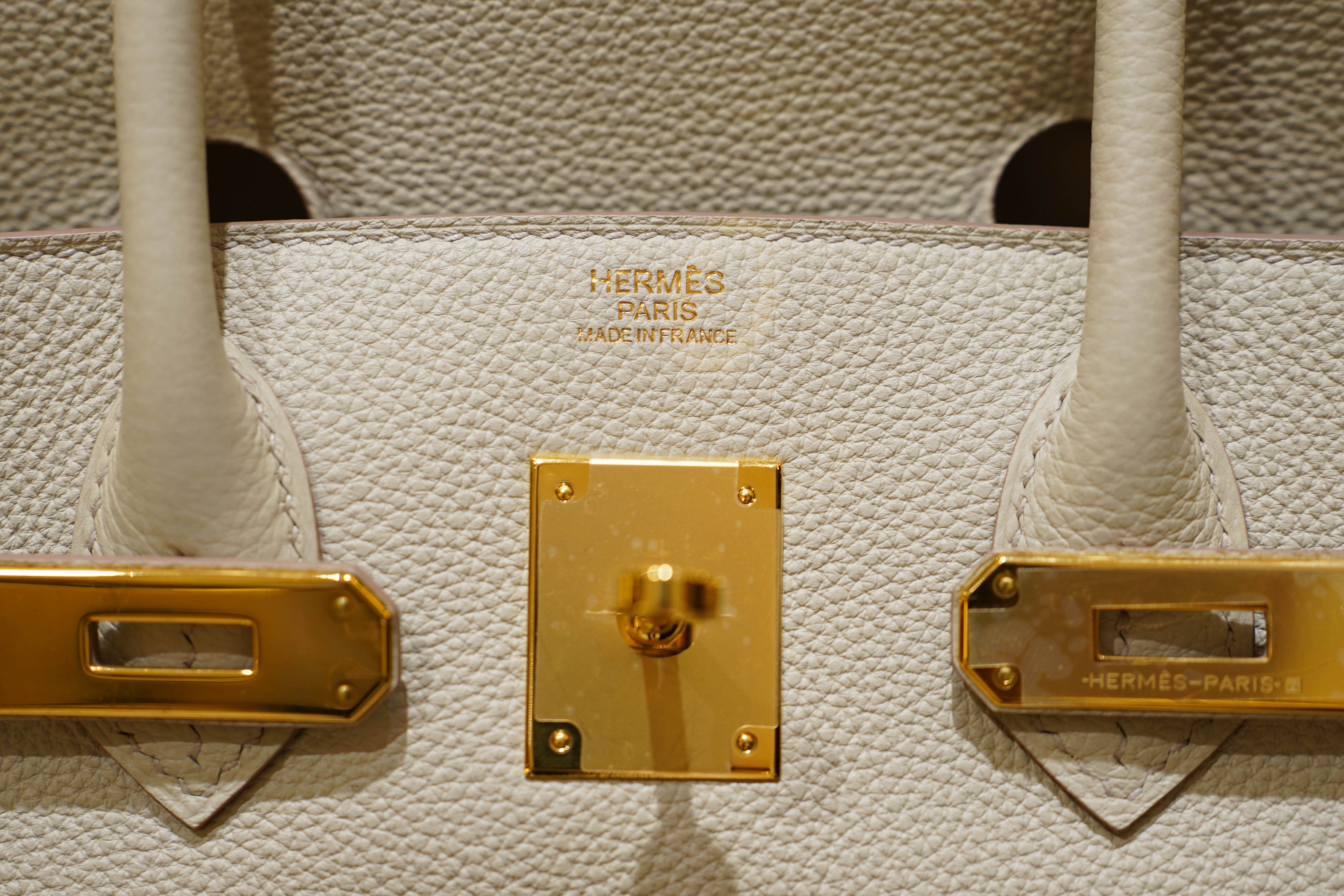Hermes | Birkin 30 – Togo Leather – White – Gold Hardware